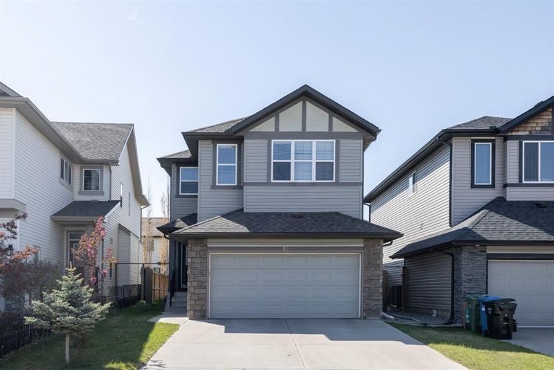 FEATURED LISTING: 45 Cranberry Avenue Southeast Calgary