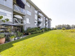 Photo 6: 104 1990 E KENT AVENUE SOUTH in Vancouver: South Marine Condo for sale in "Harbour House at Tugboat Landing" (Vancouver East)  : MLS®# R2607315