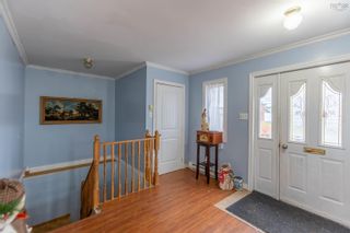 Photo 4: 112 Spring Street in Amherst: 101-Amherst, Brookdale, Warren Residential for sale (Northern Region)  : MLS®# 202324302
