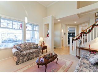 Photo 4: 18872 70 Avenue in Surrey: Clayton House for sale in "Clayton" (Cloverdale)  : MLS®# F1326716