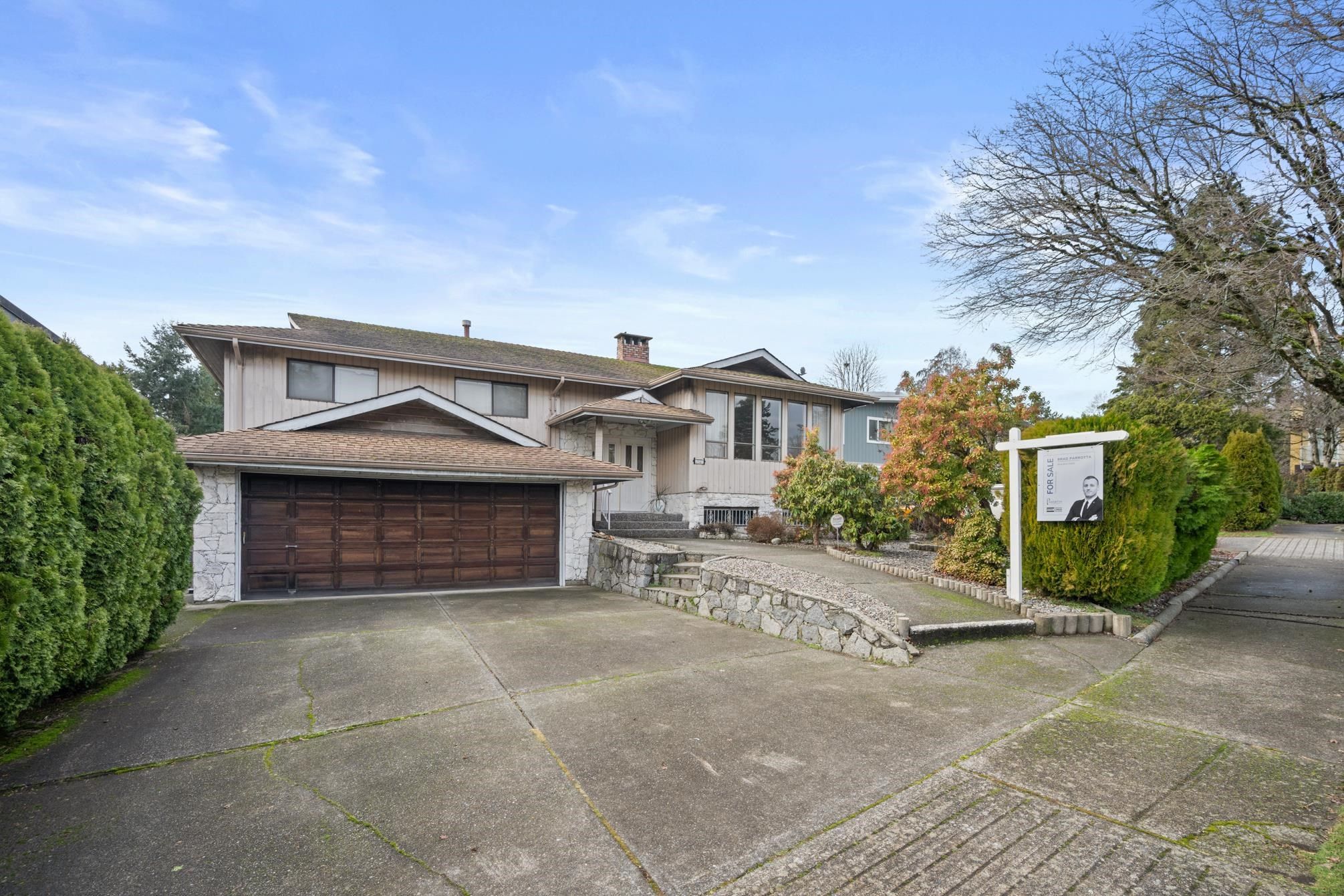 Main Photo: 7727 KINROSS Street in Vancouver: Champlain Heights House for sale (Vancouver East)  : MLS®# R2845373