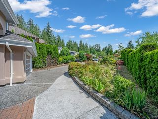 Photo 3: 2620 LIMESTONE Place in Coquitlam: Westwood Plateau House for sale : MLS®# R2900890