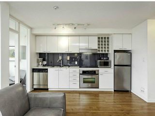 Photo 6: 2301 131 REGIMENT Square in Vancouver: Downtown VW Condo for sale in "SPECTRUM 3" (Vancouver West)  : MLS®# V1091394