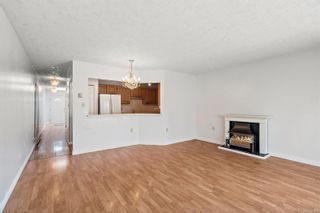 Photo 11: 5 2600 Ferguson Rd in Central Saanich: CS Turgoose Row/Townhouse for sale : MLS®# 957805