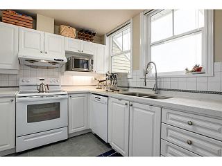 Photo 6: 403 2588 ALDER Street in Vancouver: Fairview VW Condo for sale in "BOLLERT PLACE" (Vancouver West)  : MLS®# V1104076