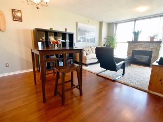 Photo 6: 905 10 LAGUNA COURT in New Westminster: Quay Condo for sale : MLS®# R2200464