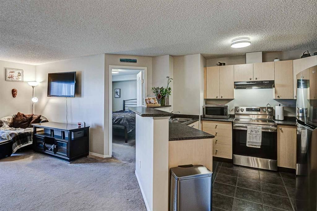 Photo 3: Photos: 2205 2371 Eversyde Avenue SW in Calgary: Evergreen Apartment for sale : MLS®# A1166261
