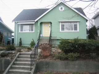 Photo 2: 1935 LONDON Street in New_Westminster: West End NW House for sale (New Westminster)  : MLS®# V752198