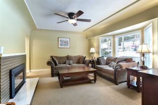Photo 4: 964 WALLS AVENUE in Coquitlam: Maillardville House for sale : MLS®# R2128667