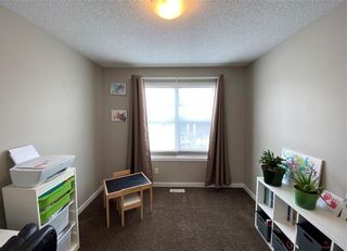 Photo 18: 21 RIVER HEIGHTS Link: Cochrane Row/Townhouse for sale : MLS®# C4286639