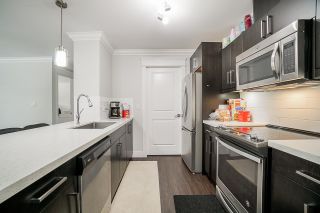 Photo 3: 201 2268 SHAUGHNESSY Street in Port Coquitlam: Central Pt Coquitlam Condo for sale in "UPTOWN POINT" : MLS®# R2485600
