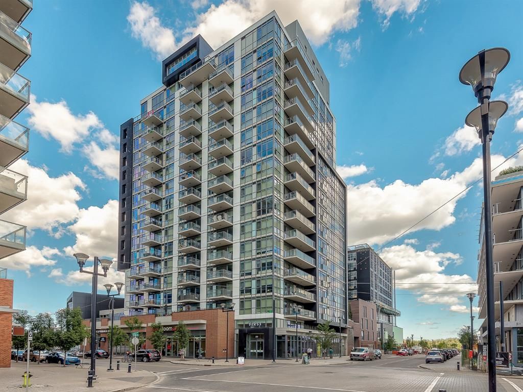 Main Photo: 303 550 Riverfront Avenue SE in Calgary: Downtown East Village Apartment for sale : MLS®# A1224897