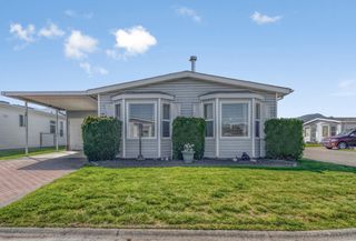 Photo 1: 19 45918 KNIGHT Road in Chilliwack: Sardis East Vedder Manufactured Home for sale in "COUNTRY PARK VILLAGE" (Sardis)  : MLS®# R2873109