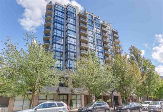 Photo 1: 1106 124 W 1ST Street in North Vancouver: Lower Lonsdale Condo for sale in "The Q" : MLS®# R2434988