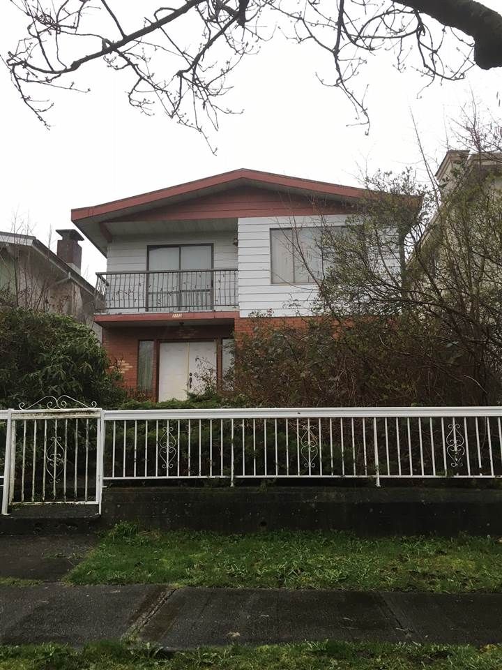 Main Photo: 3173 E 7TH Avenue in Vancouver: Renfrew VE House for sale in "RENFREW" (Vancouver East)  : MLS®# R2047379