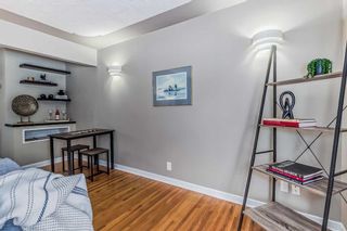 Photo 5: 703 36 Street NW in Calgary: Parkdale Detached for sale : MLS®# A2101688