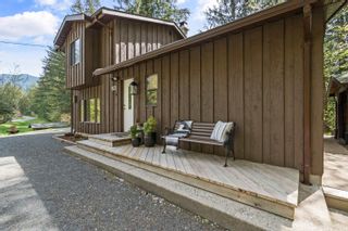 Photo 4: 1182 IVERSON Road: Columbia Valley House for sale (Cultus Lake & Area)  : MLS®# R2874776
