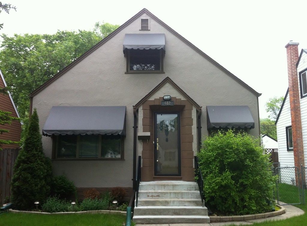 Main Photo: 482 Beaverbrook Street in Winnipeg: River Heights Single Family Detached for sale (Central Winnipeg)  : MLS®# 1105672