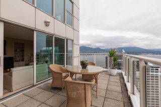 Photo 17: 2602 837 W HASTINGS Street in Vancouver: Downtown VW Condo for sale in "Terminal City Club Tower" (Vancouver West)  : MLS®# R2396501