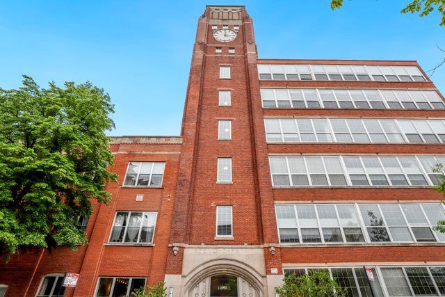 Main Photo: 1801 W Larchmont Avenue Unit 103 in Chicago: CHI - North Center Residential for sale ()  : MLS®# 11442094