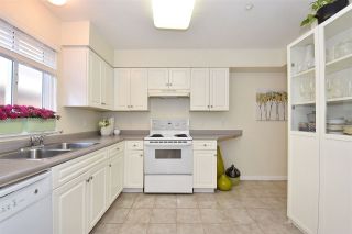 Photo 8: 528 E 44TH AVENUE in Vancouver: Fraser VE 1/2 Duplex for sale (Vancouver East)  : MLS®# R2267554