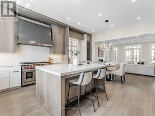Photo 14: 29 BALLYCONNOR CRT S in Toronto: House for sale : MLS®# C8242066