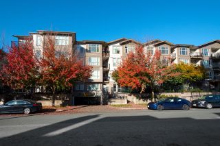 Photo 2: 416 2343 ATKINS Avenue in Port Coquitlam: Central Pt Coquitlam Condo for sale in "THE PEARL" : MLS®# R2834152