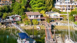 Photo 1: 4858 SINCLAIR BAY Road in Garden Bay: Pender Harbour Egmont House for sale (Sunshine Coast)  : MLS®# R2817922