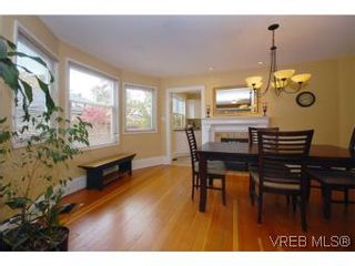 Photo 7: 1044 Redfern St in VICTORIA: Vi Fairfield East House for sale (Victoria)  : MLS®# 518219