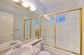 Photo 10: 759 E 63RD Avenue in Vancouver: South Vancouver House for sale (Vancouver East)  : MLS®# R2505460