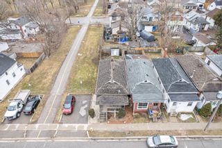 Photo 6: 83 Banting Avenue: Oshawa Freehold for sale (Durham)  : MLS®# E5549207