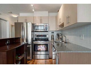 Photo 2: 608 550 TAYLOR Street in Vancouver: Downtown VW Condo for sale in "THE TAYLOR" (Vancouver West)  : MLS®# V1123888