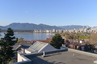 Photo 16: 205 2428 W 1ST Avenue in Vancouver: Kitsilano Condo for sale in "NOBLE HOUSE" (Vancouver West)  : MLS®# R2450860