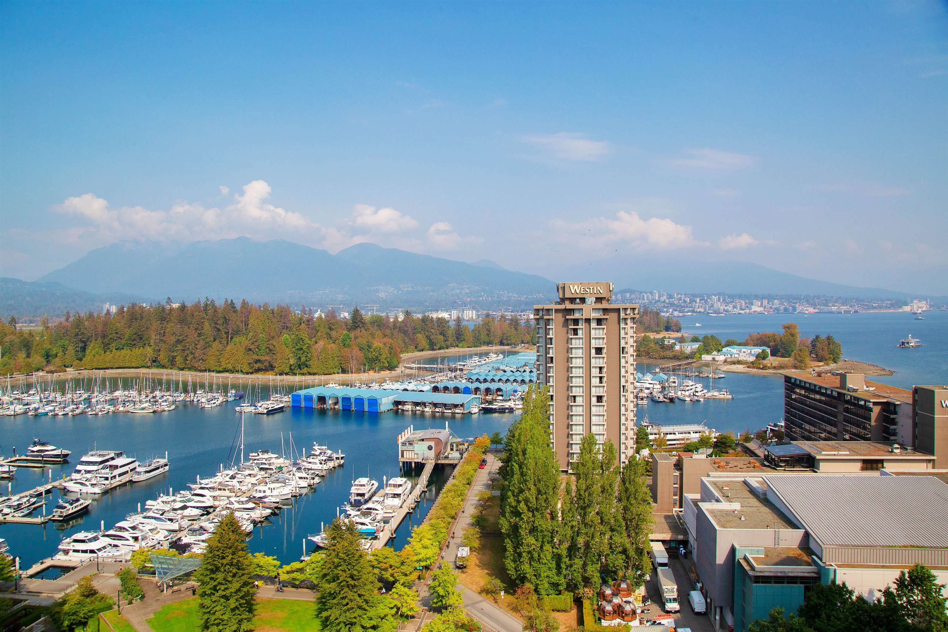 Main Photo: 1703 1680 BAYSHORE Drive in Vancouver: Coal Harbour Condo for sale in "Bayshore Gardens" (Vancouver West)  : MLS®# R2723754