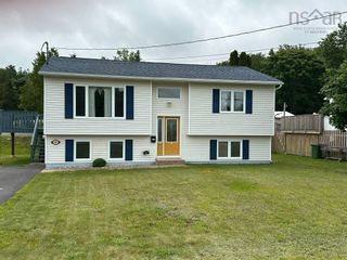 Photo 3: 68 Milne Avenue in New Minas: Kings County Residential for sale (Annapolis Valley)  : MLS®# 202313201