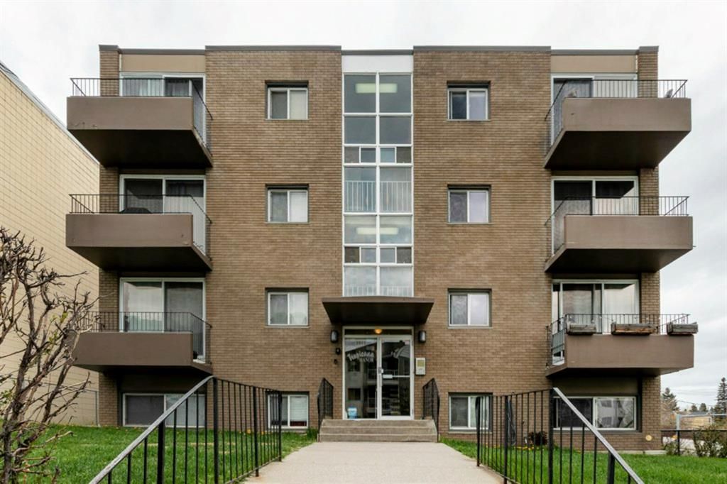 Main Photo: 104 1811 18A Street SW in Calgary: Bankview Apartment for sale : MLS®# A2028210