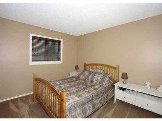 Photo 12: 144 HIDDEN Circle NW in CALGARY: Hidden Valley Residential Detached Single Family for sale (Calgary)  : MLS®# C3513250