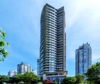 Photo 4: 2205 455 BEACH Crescent in Vancouver: Yaletown Condo for sale (Vancouver West)  : MLS®# R2596921