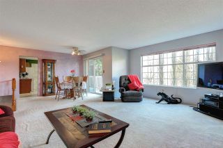 Photo 8: 319 DECAIRE Street in Coquitlam: Central Coquitlam House for sale : MLS®# R2054060