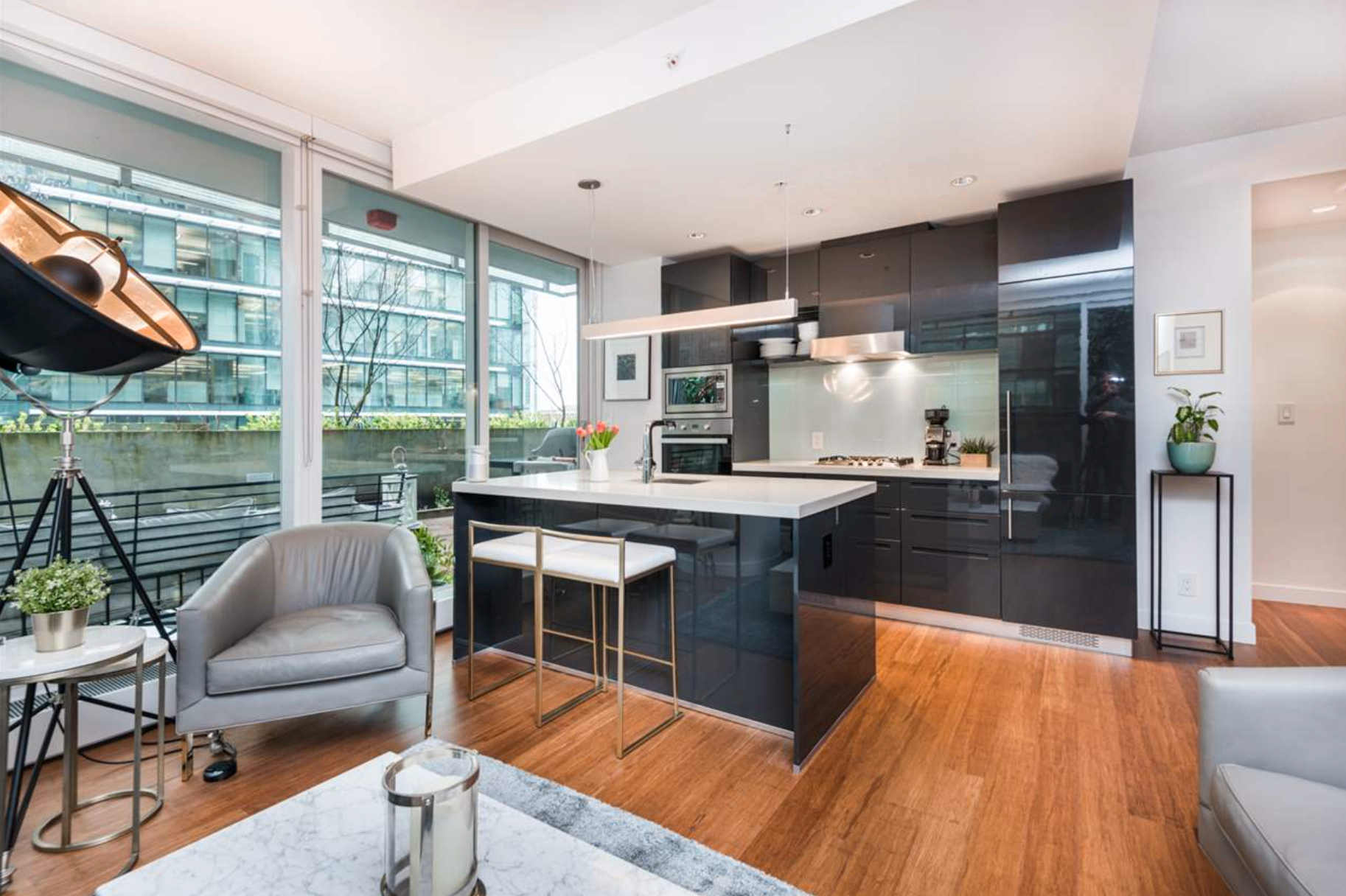 Main Photo: 606 777 Richards Street in Vancouver: Downtown VW Condo for sale (Vancouver West)  : MLS®# R2292008