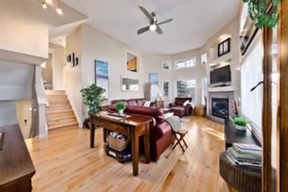 Photo 1: 310 Inglewood Grove SE in Calgary: Inglewood Row/Townhouse for sale : MLS®# A1100172
