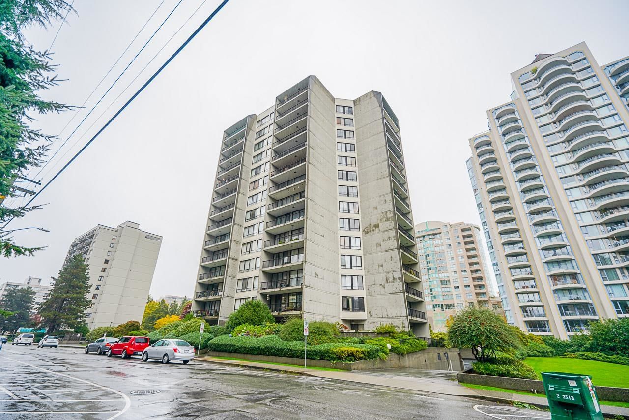 Main Photo: 1001 710 SEVENTH Avenue in New Westminster: Uptown NW Condo for sale in "THE HERITAGE" : MLS®# R2626027