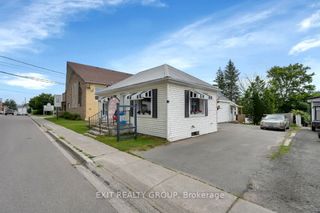 Photo 1: 37 South Trent Street in Quinte West: House (Bungalow) for sale : MLS®# X6817666
