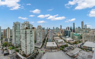 Photo 2: 2406 833 SEYMOUR Street in Vancouver: Downtown VW Condo for sale in "Capitol Residences" (Vancouver West)  : MLS®# R2811546