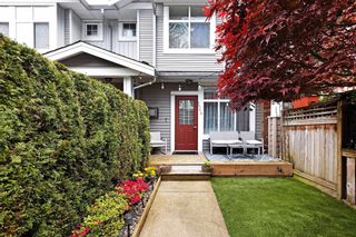 Photo 2: 124 20449 66 Avenue in Langley: Willoughby Heights Townhouse for sale in "Natures Landing" : MLS®# R2775855