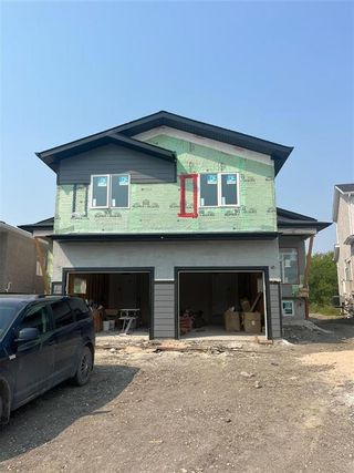 Photo 2: 58 Sawka Bay in Winnipeg: Castlebury Meadows Residential for sale (4L)  : MLS®# 202323765