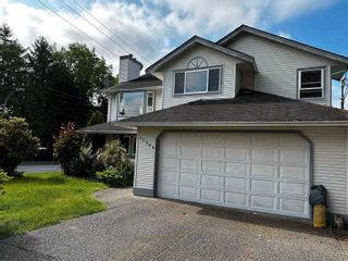 Photo 1: 15988 20 Avenue in White Rock: King George Corridor House for sale (South Surrey White Rock)  : MLS®# R2783709