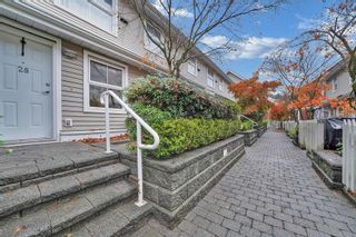 Photo 1: 28 188 SIXTH Street in New Westminster: Uptown NW Townhouse for sale in "ROYAL CITY TERRACE" : MLS®# R2631496