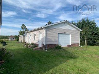 Photo 16: 41-43 Black River Road in Springhill: 102S-South of Hwy 104, Parrsboro Residential for sale (Northern Region)  : MLS®# 202220764