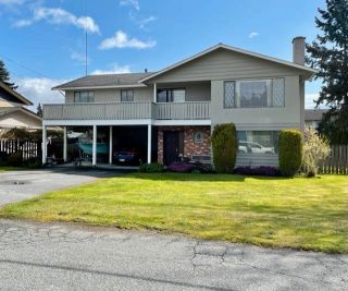 Photo 2: 4940 COLEMAN Place in Delta: Hawthorne House for sale (Ladner)  : MLS®# R2681258